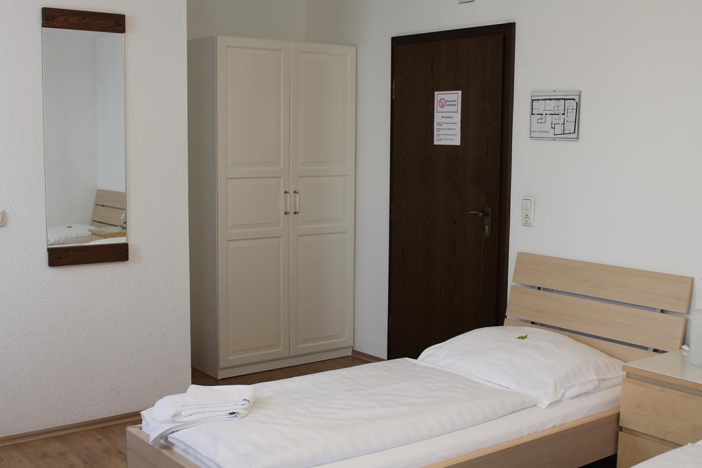 Hotel Weidenhof Düsseldorf Oda fotoğraf