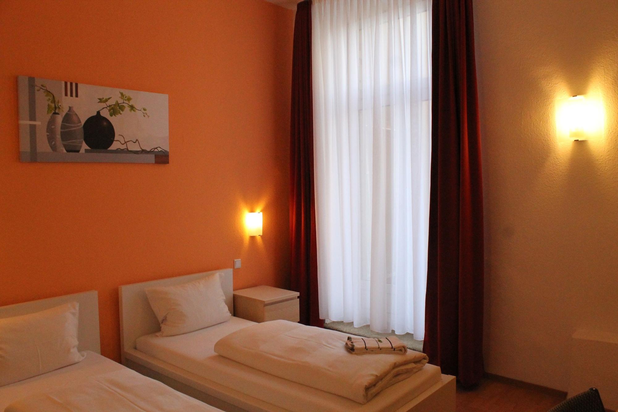 Hotel Weidenhof Düsseldorf Dış mekan fotoğraf