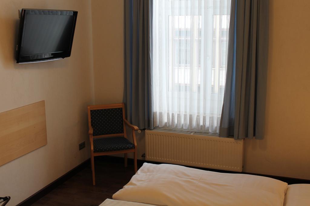 Hotel Weidenhof Düsseldorf Dış mekan fotoğraf