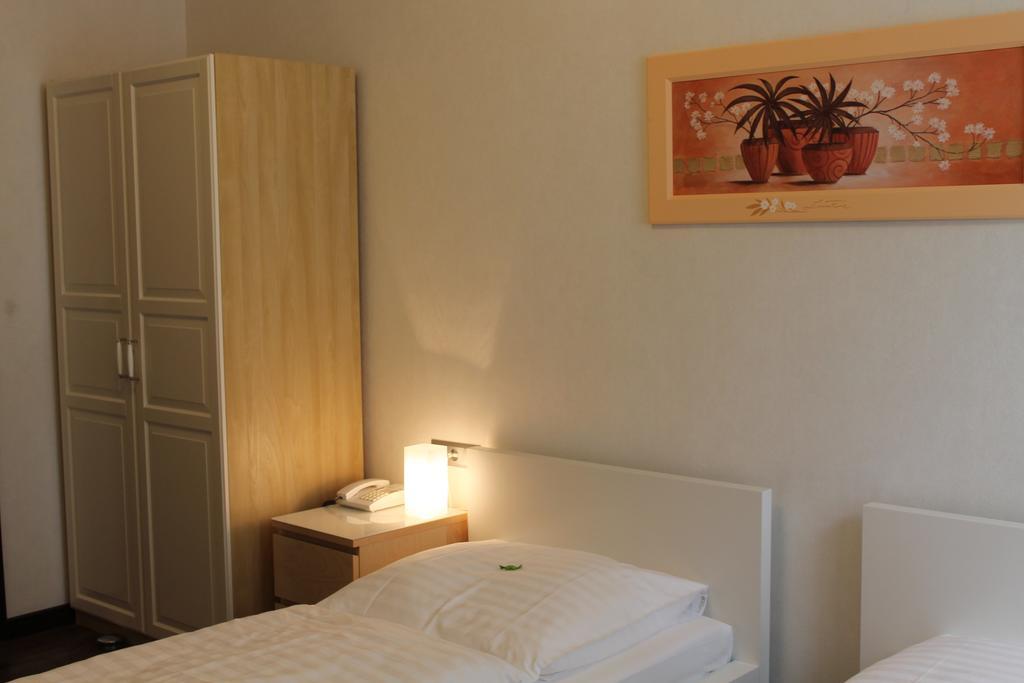 Hotel Weidenhof Düsseldorf Dış mekan fotoğraf