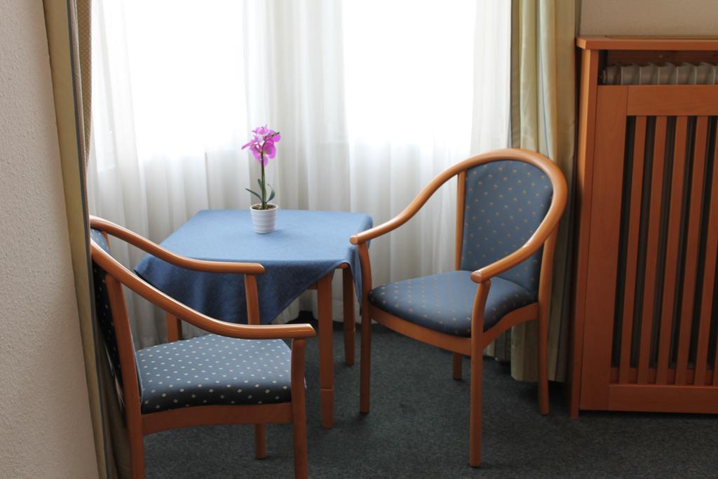 Hotel Weidenhof Düsseldorf Oda fotoğraf